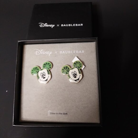 Disney X Baublebar: Halloween Mickey Mouse Spiderweb Earring - Picture 1 of 9